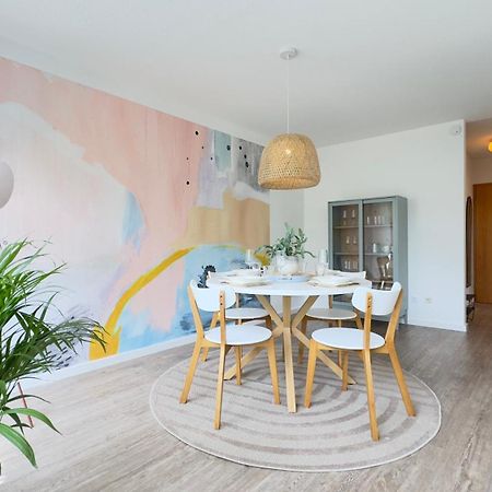 Fewo Am Park - 4P, Boxspringbett, Balkon, Smarttv, Gesundbrunnen, Familienfreundlich Хале Екстериор снимка