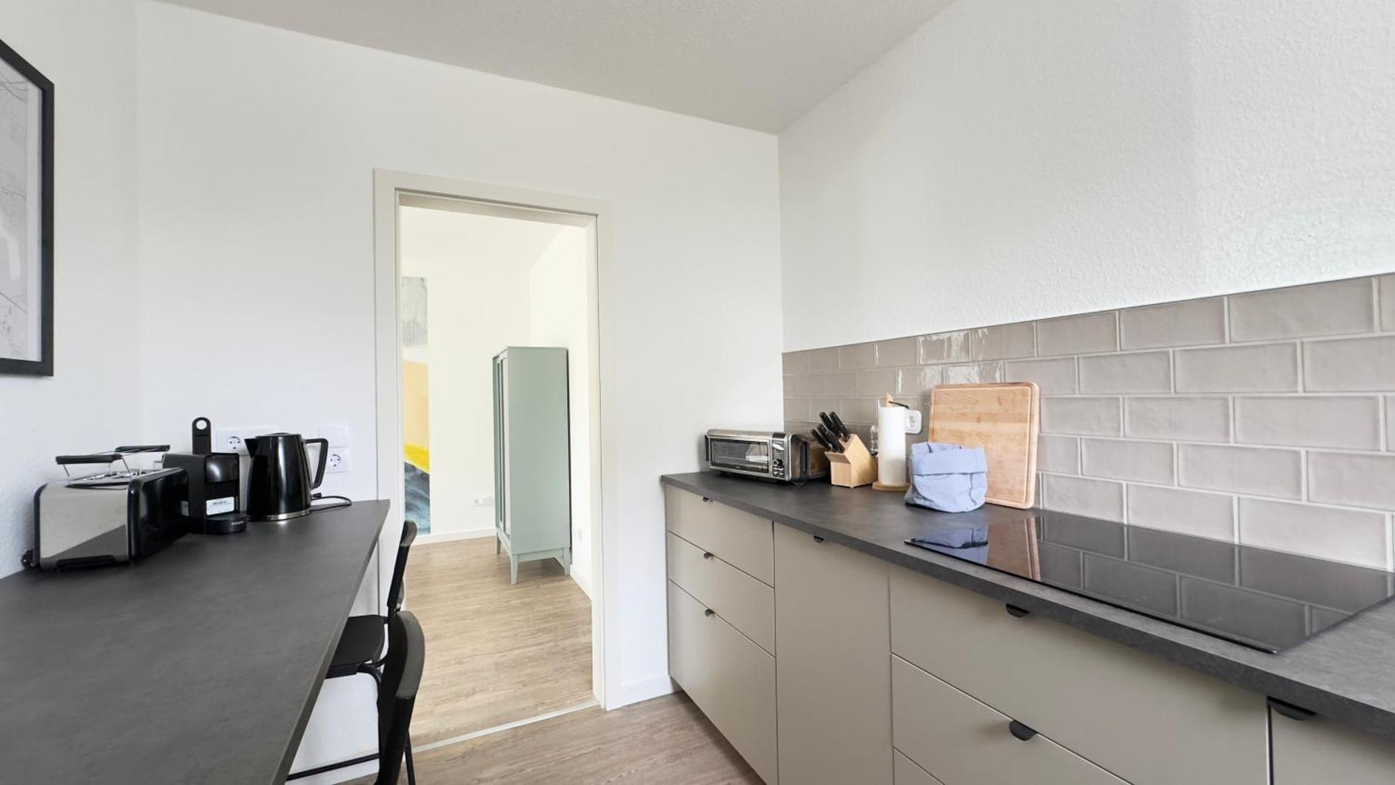 Fewo Am Park - 4P, Boxspringbett, Balkon, Smarttv, Gesundbrunnen, Familienfreundlich Хале Екстериор снимка